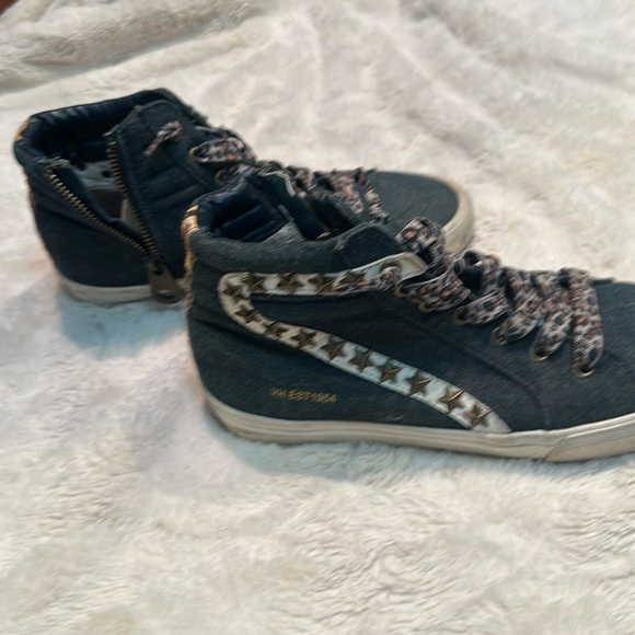 Vintage Hannah, leopard print and denim high tops - Picture 4 of 5